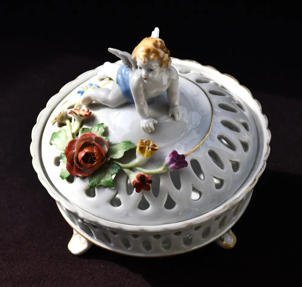 Ажурна порцеланова кутия von Schierholz - antique