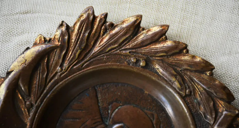 Барелеф - принц Енрике Мореплавателя - бронз - antique