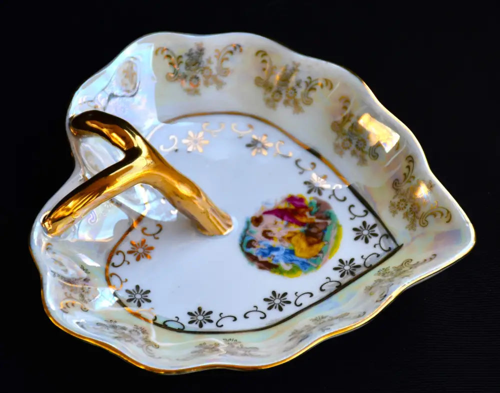 Барокова чиния ’Thun’ - antique