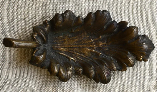Бронзов пепелник ’Дубовый лист’ от Касли (СССР) - antique