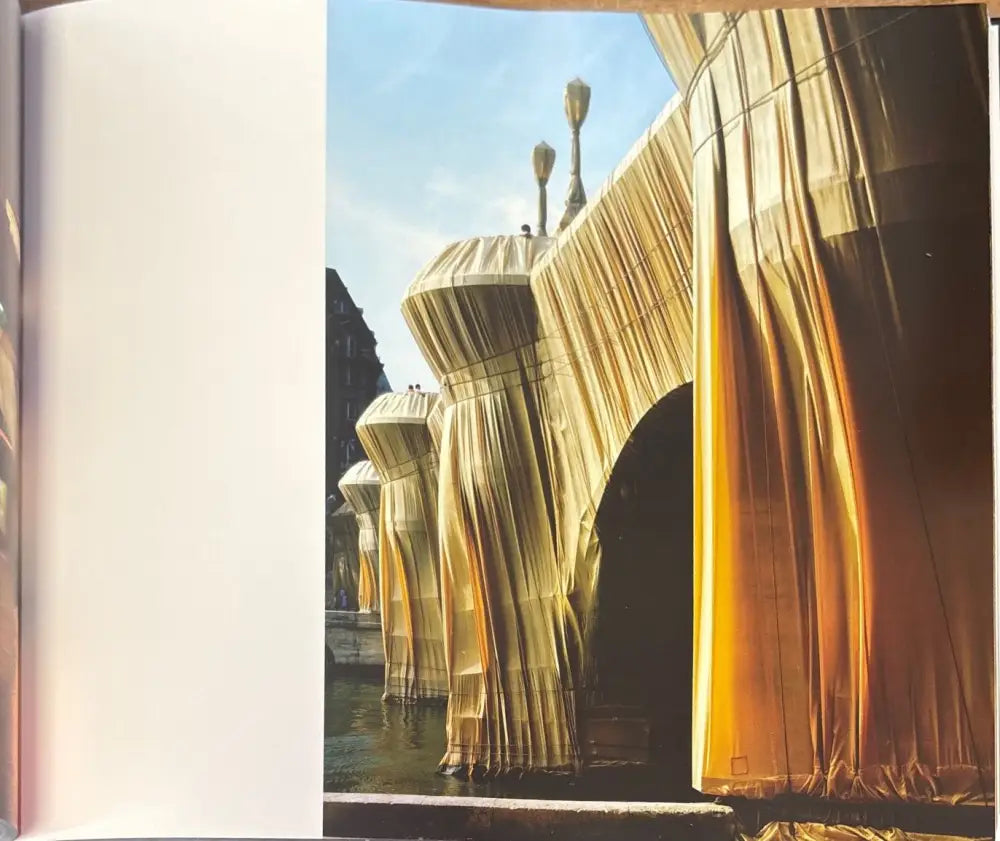 Christo. Big air package (531) - Книга