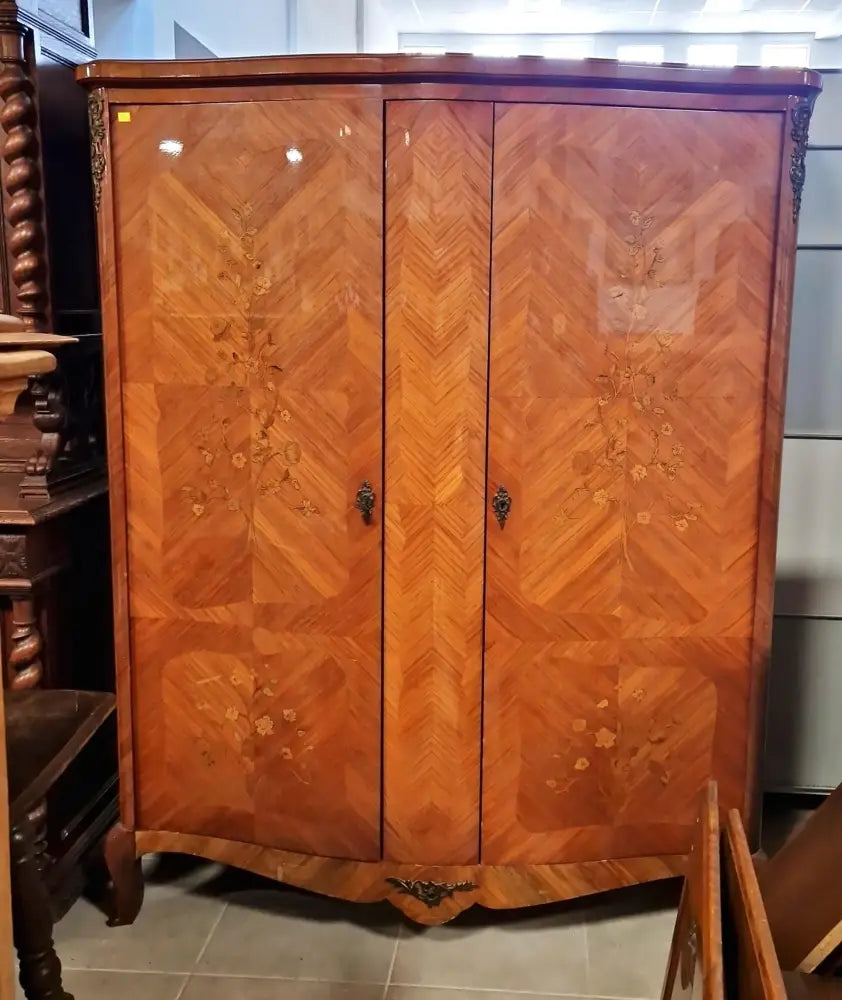 Гардероб - antique
