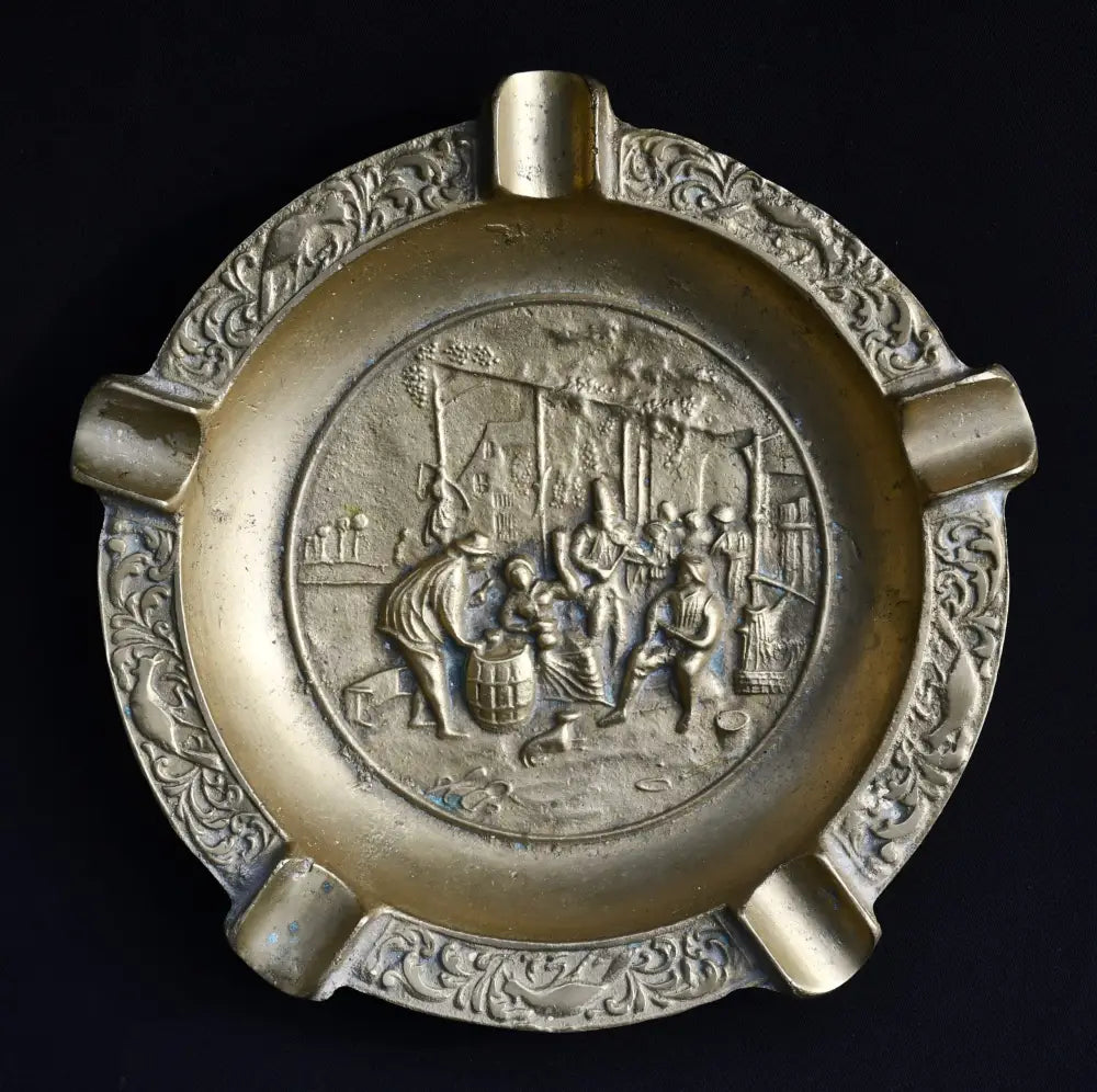 Голям бронзов пепелник от Нидерландия - antique