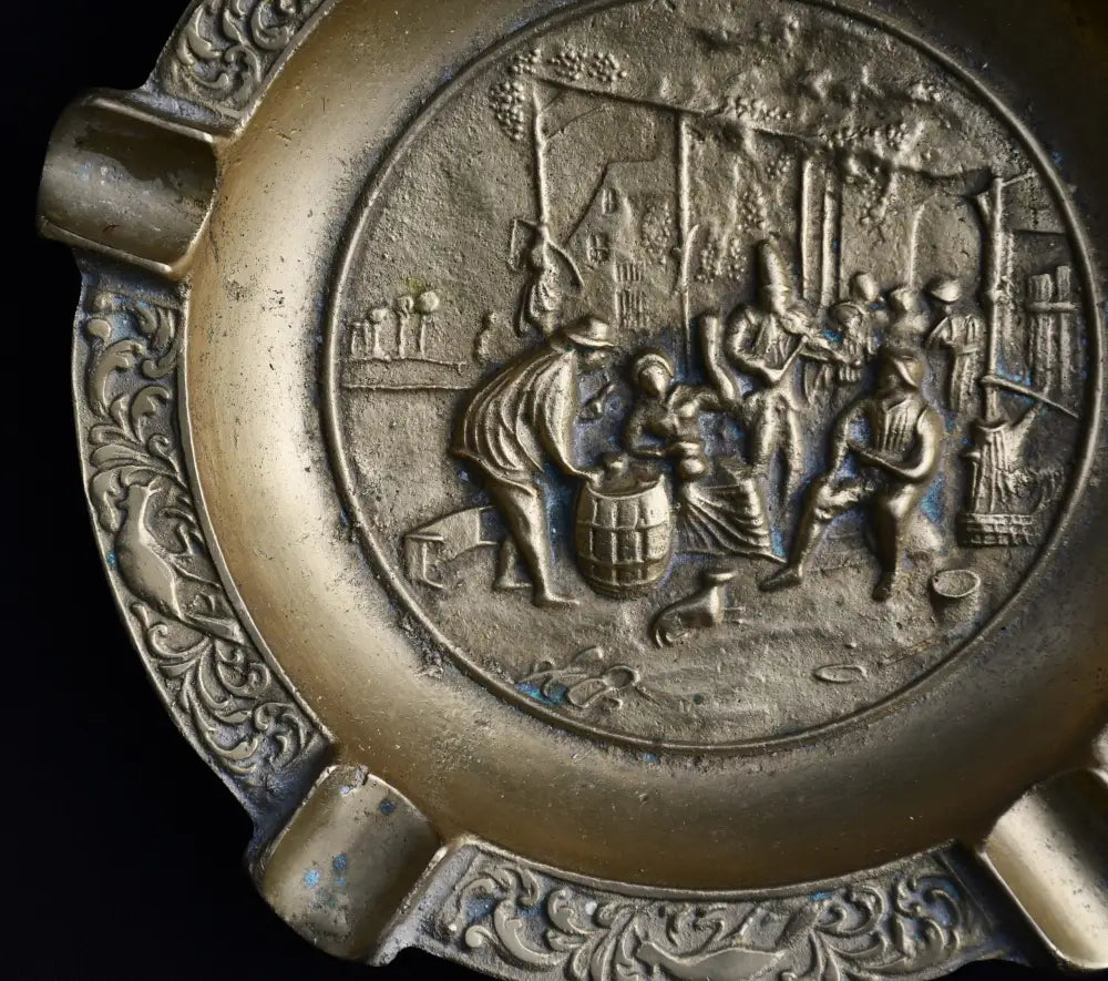 Голям бронзов пепелник от Нидерландия - antique