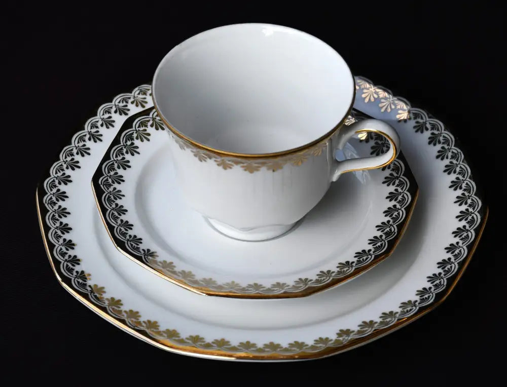Голям сервиз за кафе от баварски порцелан - antique