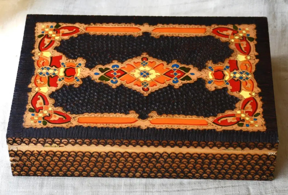 Голяма дървена кутия за бижута - antique