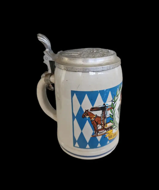 Халба с капак,вместимост 0,5L (462)