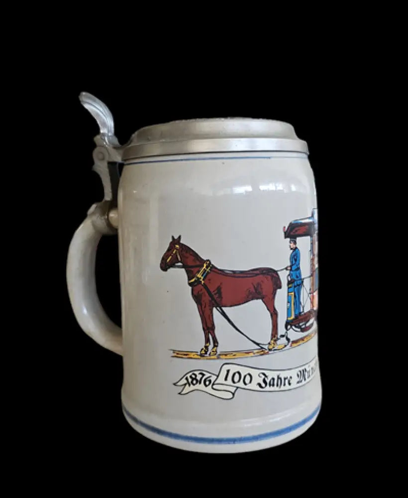 Халба с капак,вместимост 0,5L (465)