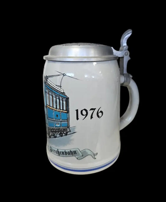 Халба с капак,вместимост 0,5L (468)