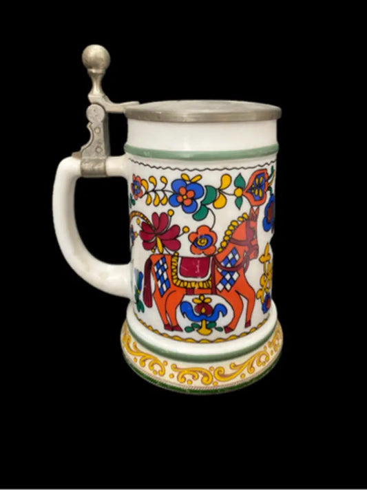 Халба с капак,вместимост 0,5L (503)