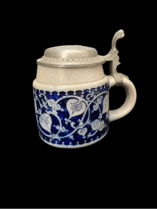 Халба с капак,вместимост 0,5L (504)