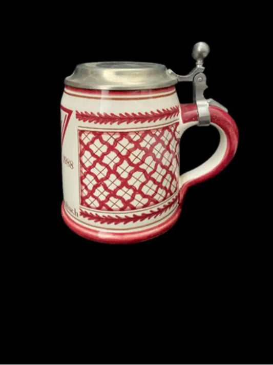 Халба с капак,вместимост 0,5L (507)