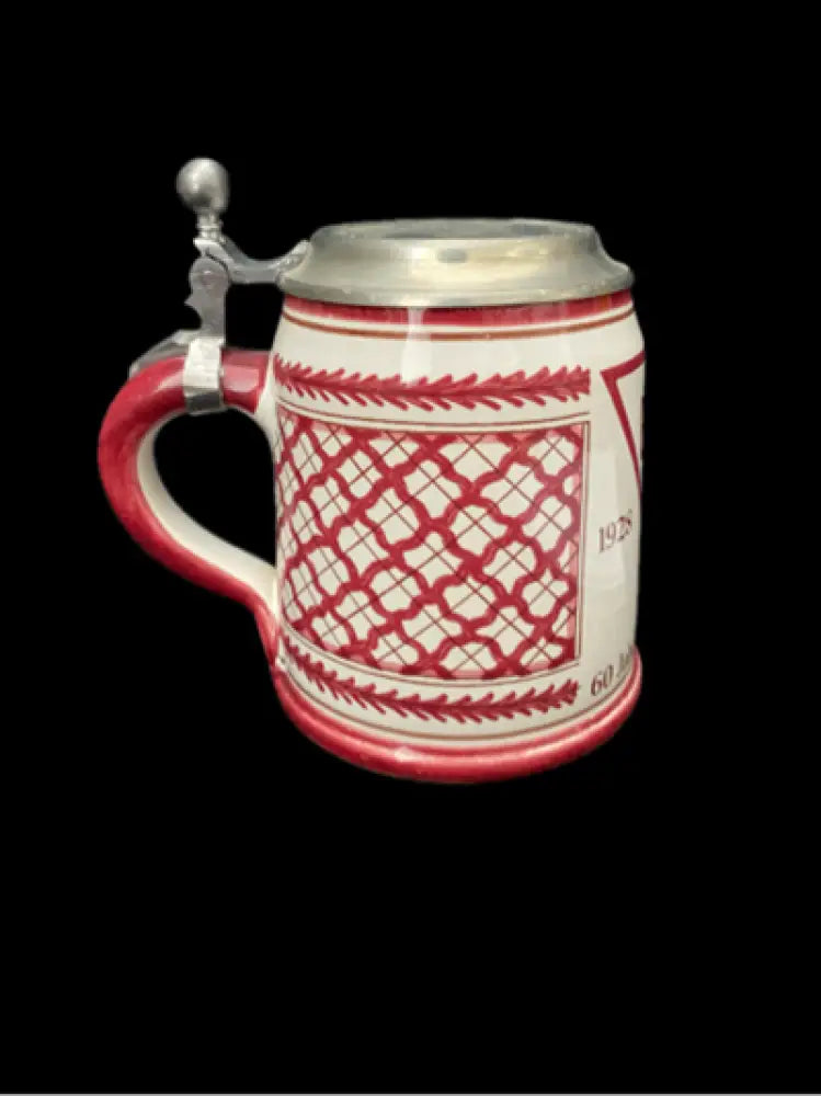 Халба с капак,вместимост 0,5L (507)