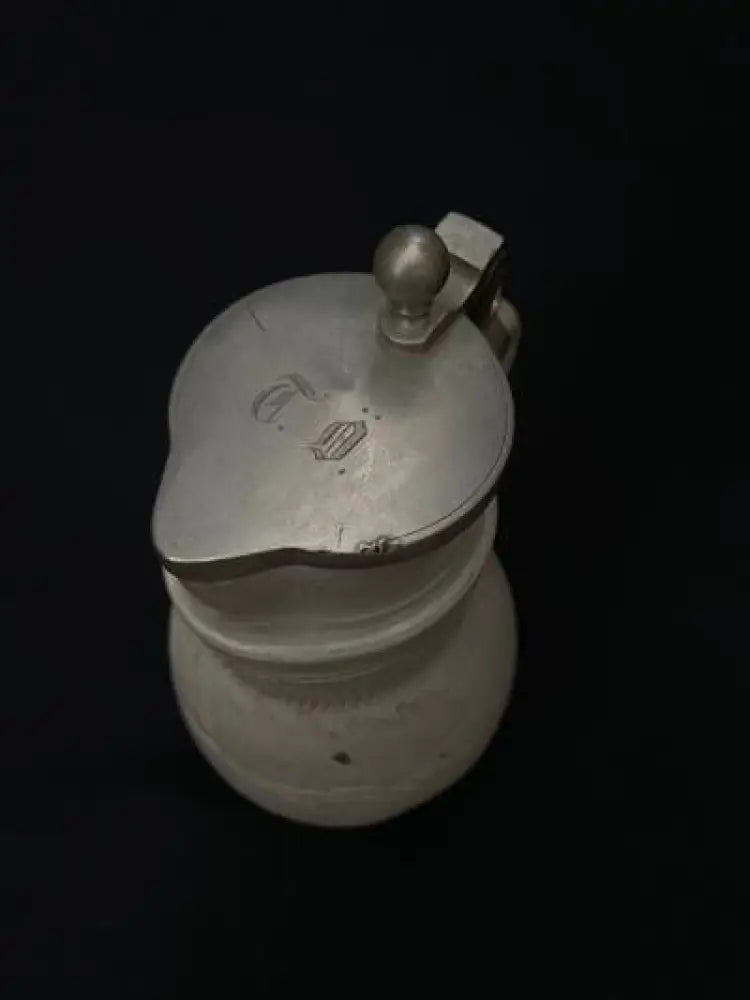 Халба с капак,вместимост 1L (515)