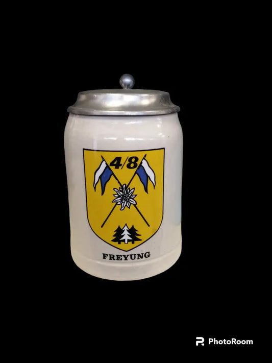 Халба вместимост0,5 л - antique
