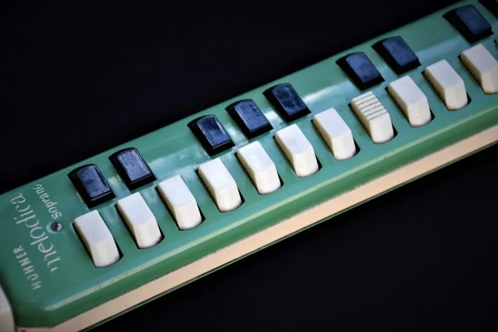 Hohner Melodica Soprano - antique