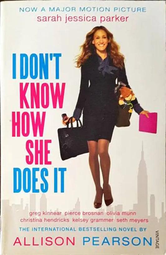 I Don’t Know How She Does it (Movie Tie-in Edition) (Vintage Contemporaries) Paperback – August 9 2011 - Книги