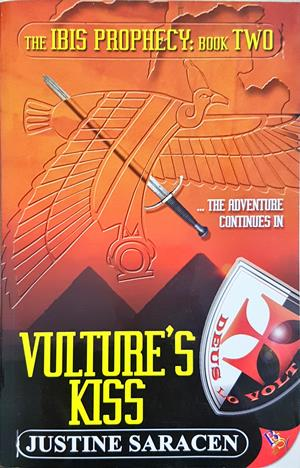 Vulture's Kiss Book 2 - Justine Saracen