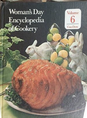 Woman's Day Encyclopedia of Cookery Volume 6 - Fawcett 1979