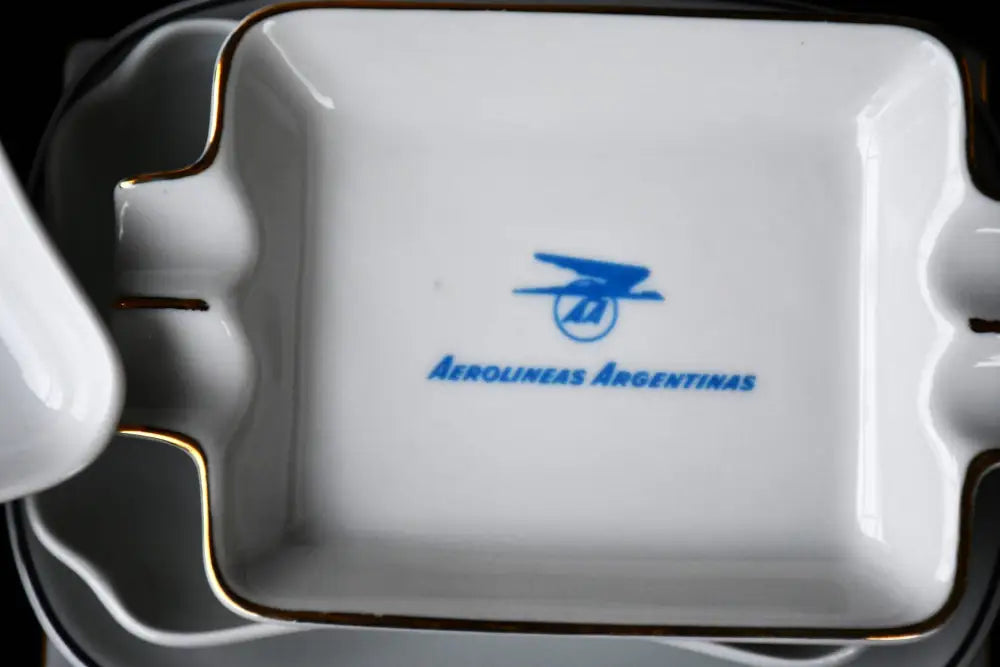 Колекция от порцеланови винтидж пепелници - antique