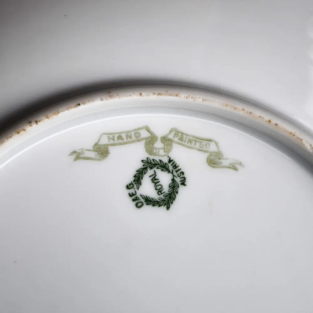 Колекционна чиния на O & E.G. Royal Austria - antique