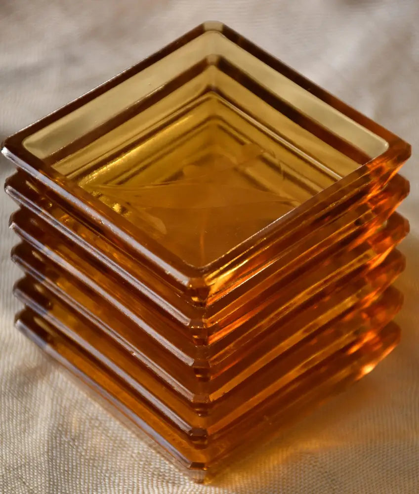 Комплект подложки за чаши Art Deco - ръчно гравирани - antique