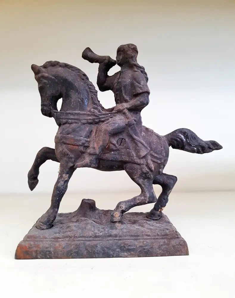 Конник - желязо - antique