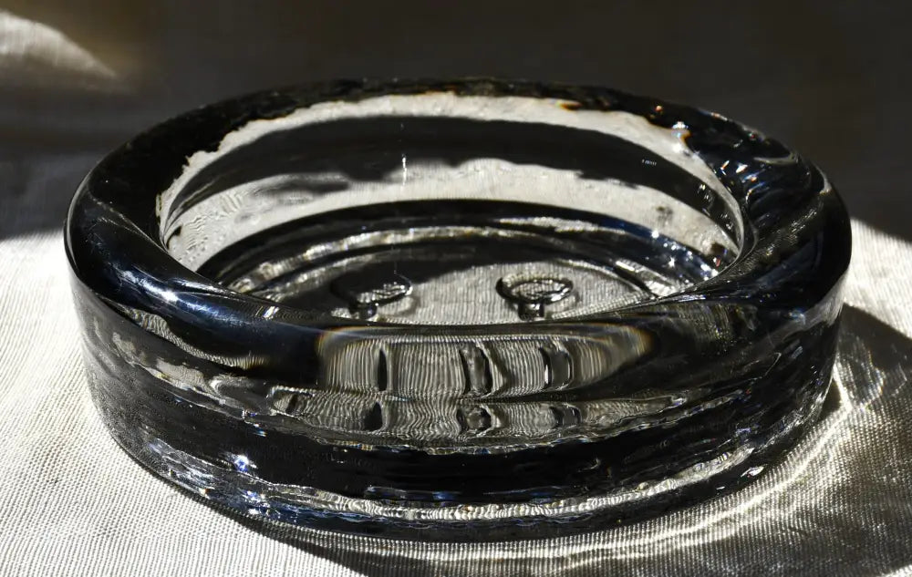 Купа/медалион от Erik Höglund (1932-98) за Kosta Boda - antique