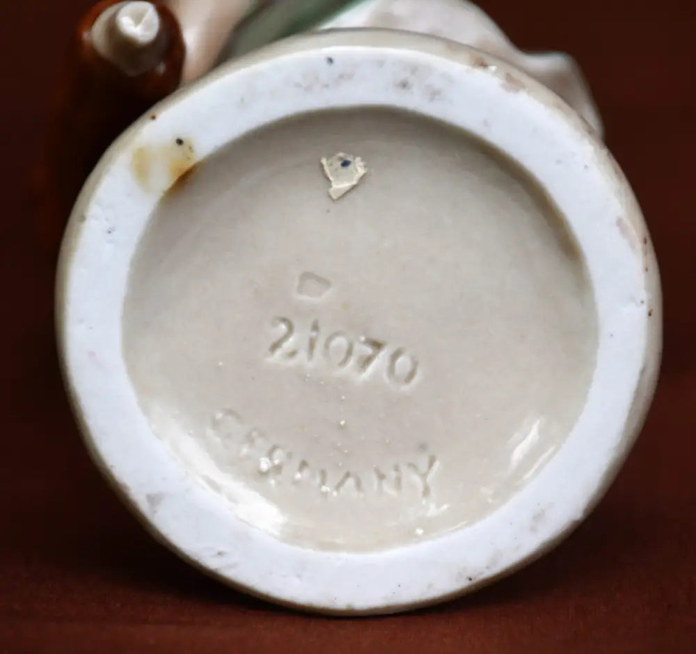 Немска фигура от 1930-те. Полихромна керамика. - antique