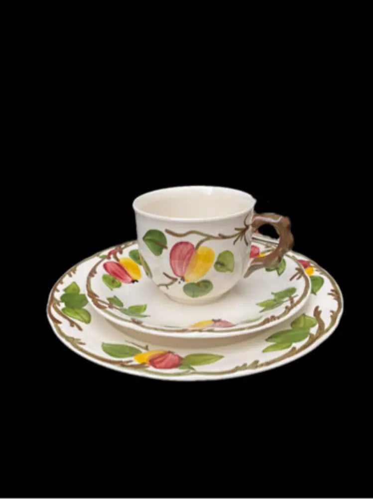 Порцеланов сервиз за чай,вместимост на чаша 250ml - antique