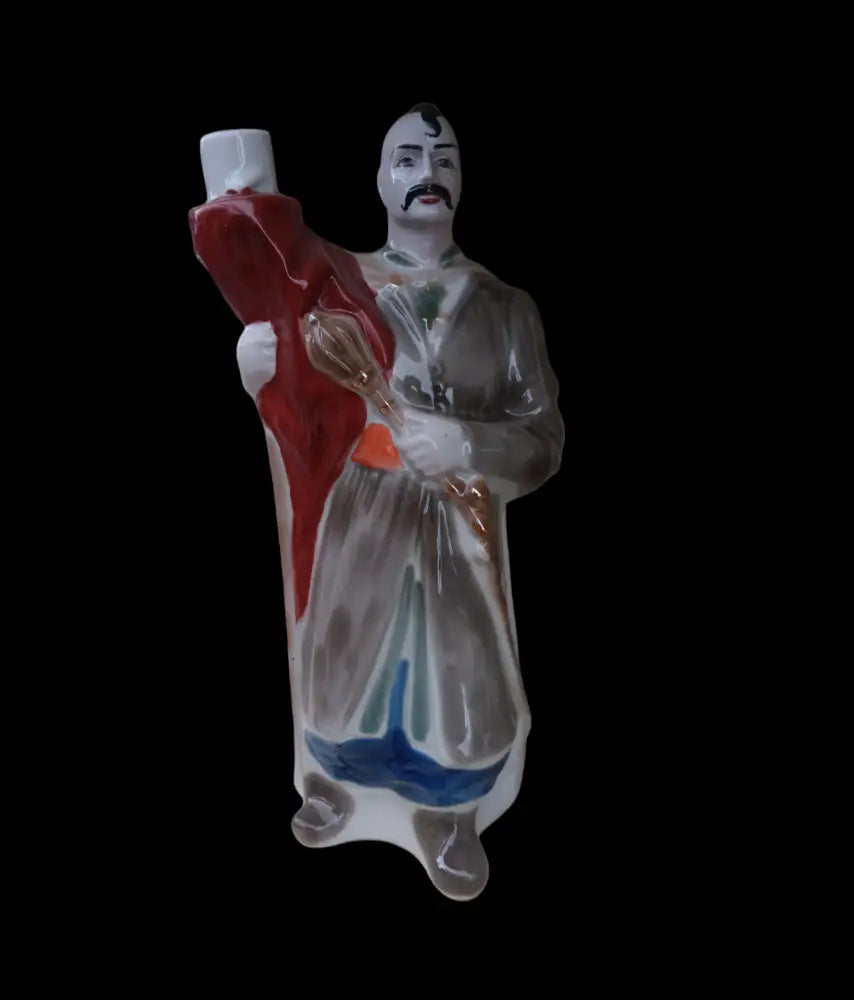 Порцеланова статуетка (154)