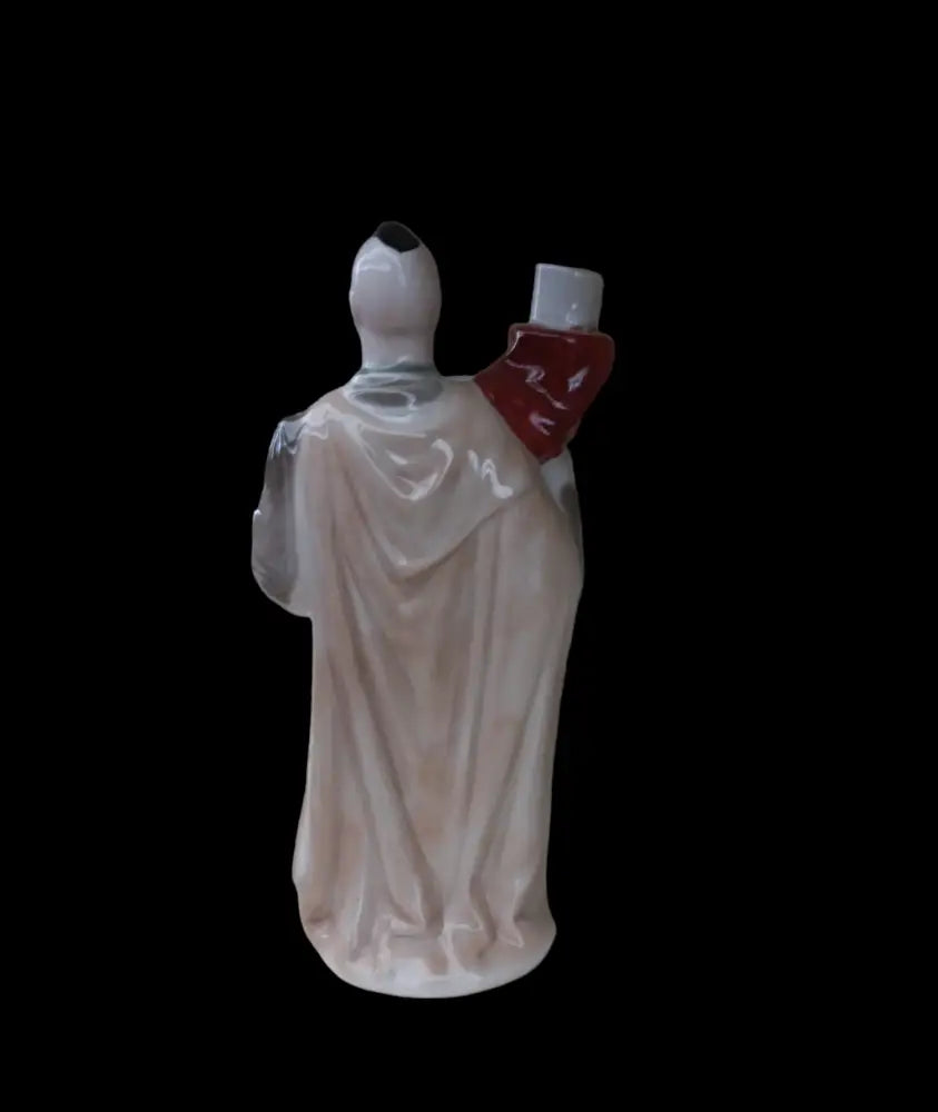 Порцеланова статуетка (154)