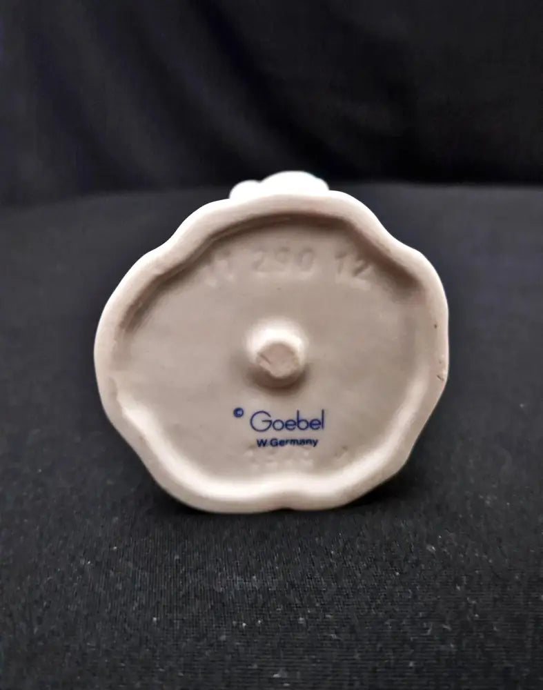 Порцеланова статуетка (70)