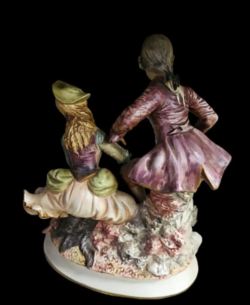 Порцеланова статуетка Capodimonte (245)