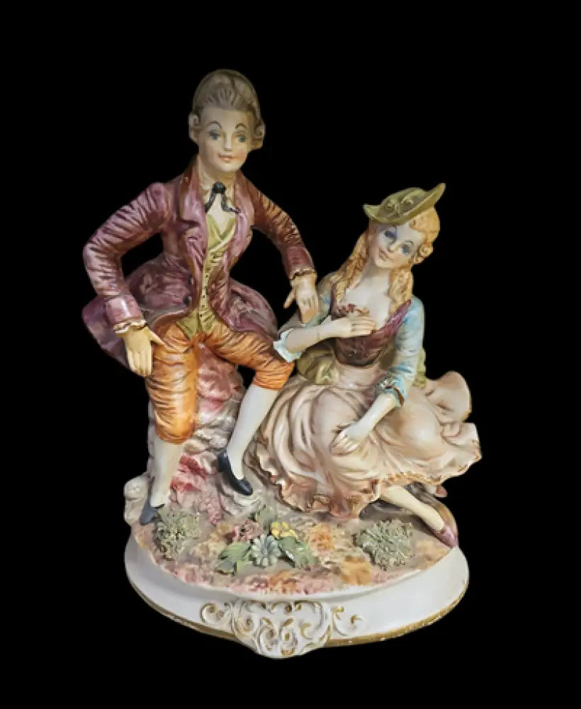 Порцеланова статуетка Capodimonte (245)