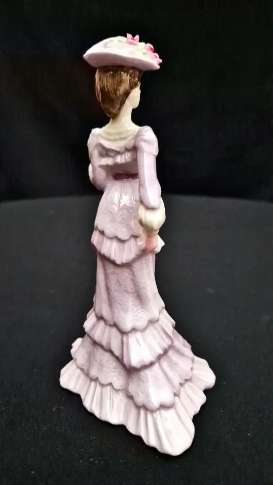 Порцеланова статуетка Coalport - лимитирана колекция Lady Clara - antique