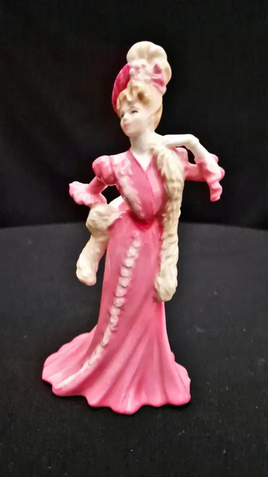 Порцеланова статуетка Coalport - лимитирана колекция Lady Lilian - antique