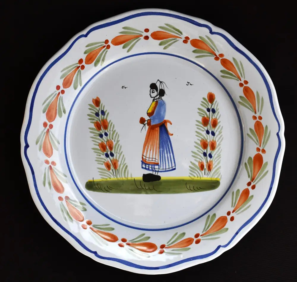 Ръчно рисувана чиния ’Henriot Quimper’ - antique