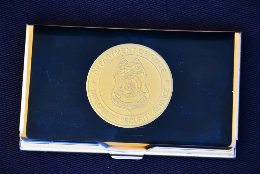 Special Agent Department Of State Diplomatic Security Service - кутия за визитки. - antique