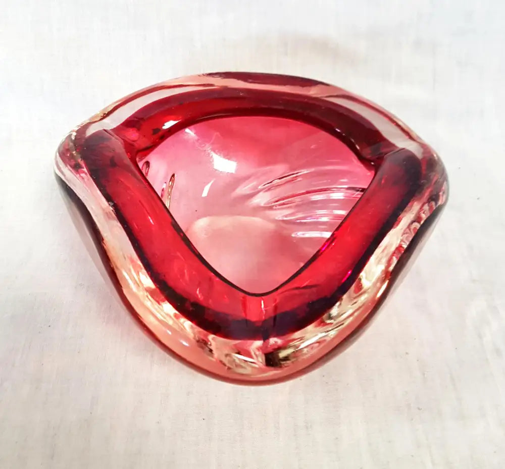 Стъклен пепелник Murano (157)