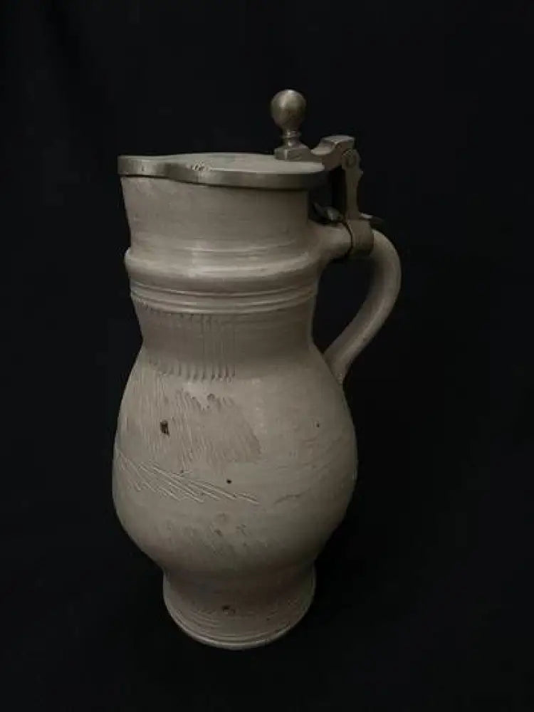 Стъклена халба с капак,вместимост 0,5L (514)
