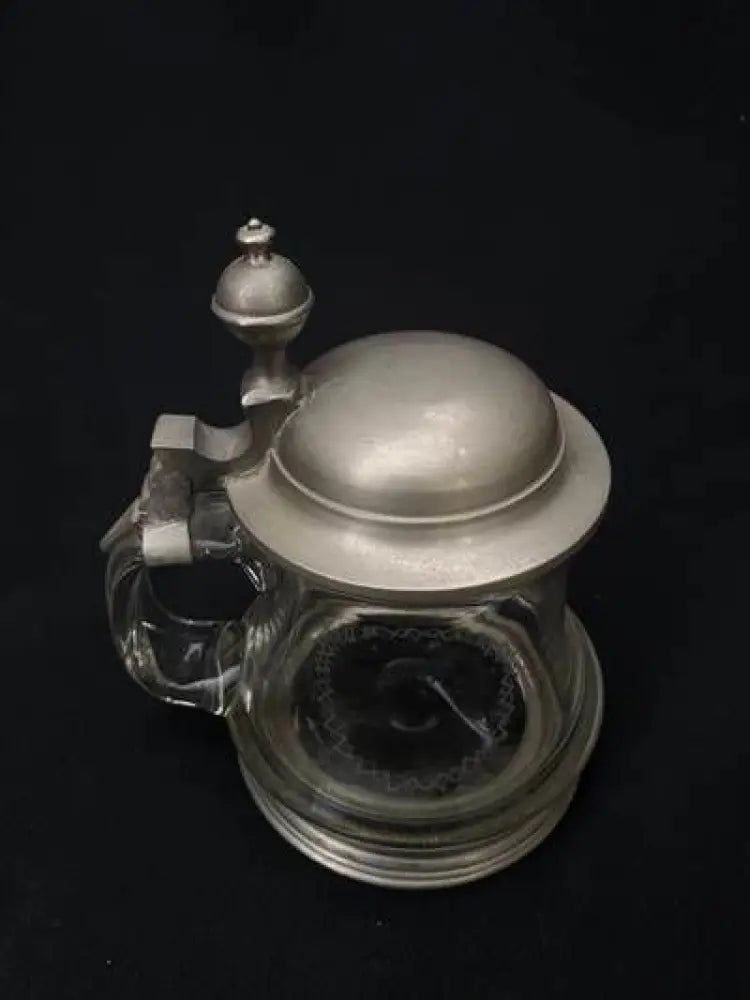 Стъклена халба с капак,вместимост 0,5L (516)