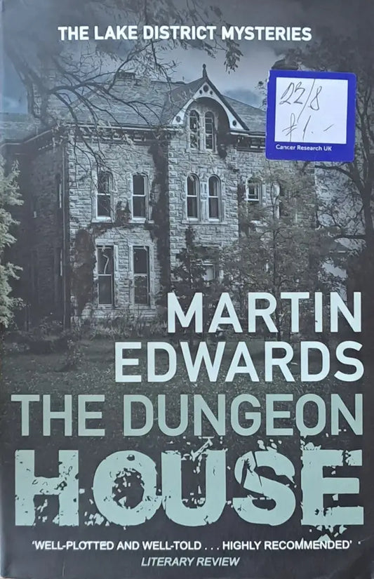 The dungeon house - Книги