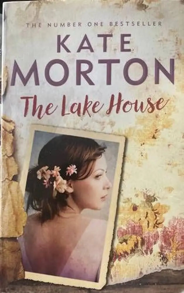 The Lake House - Книги