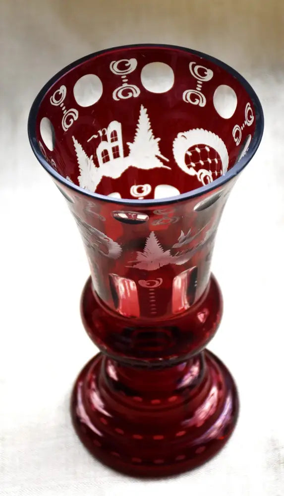 Vintage ваза Egermann - двуслоен кристал - antique