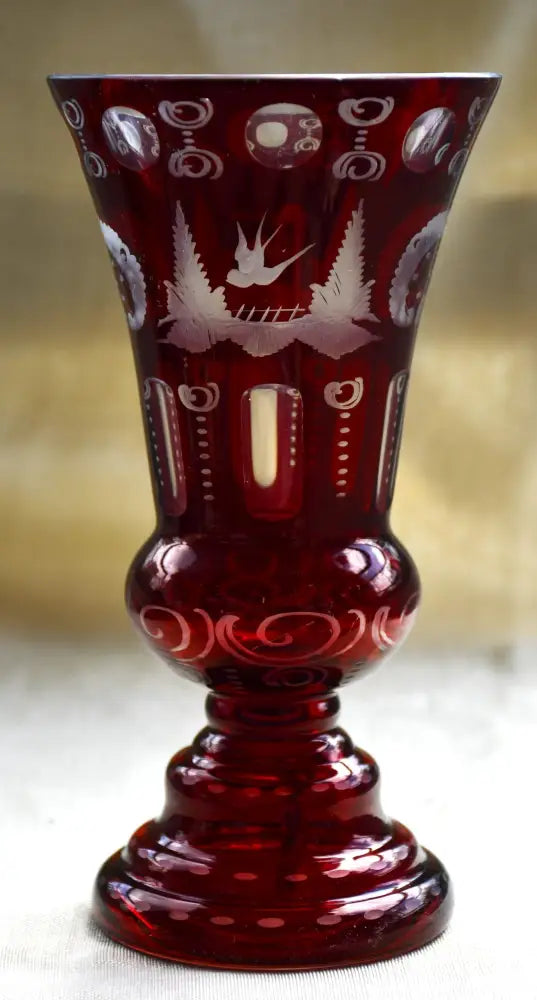 Vintage ваза Egermann - двуслоен кристал - antique
