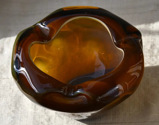 Винтидж пепелник - art glass - antique